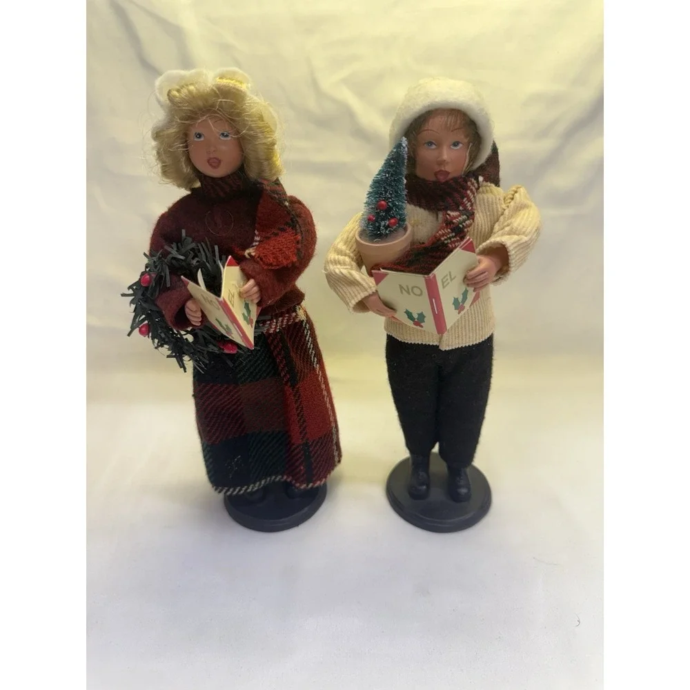 Byers Choice 2010 Woodland Santa with Greens and Bells & Two Small Carolers